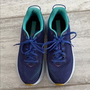 Hoka Rincon 3 Sneakers!